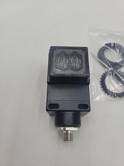 Eaton 1351E-6547 Photoelectric Sensor Enhanced 50 Series Diffuse 10ft 10-40VDC
