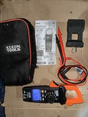 Klein Tools CL800 AC/DC True RMS Auto-Ranging Digital Clamp Meter