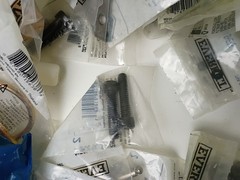 Everbilt Hardware Bulk Lot Seals Screws Clips Pins Bolts Roughly 11 Pounds