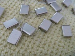 NEW CRYSTALS HC49U 48.000 MHZ 20PIECES LOT SAME DAY SHIPP LOC BOX#3