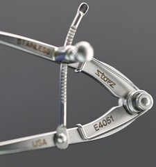 Storz E4051 Williams Eye Speculum, 11mm Blades 41mm Spread, Pediatric Model 2.7″