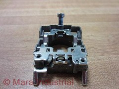 Telemecanique ZB4-BZ009 Schneider Latch ZB4BZ009 35600 (Pack of 3)